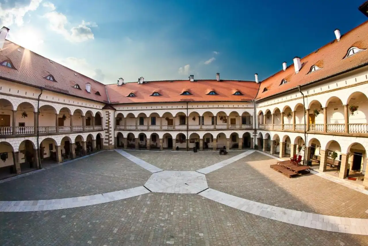 Niepołomice Zamek w Niepołomicach